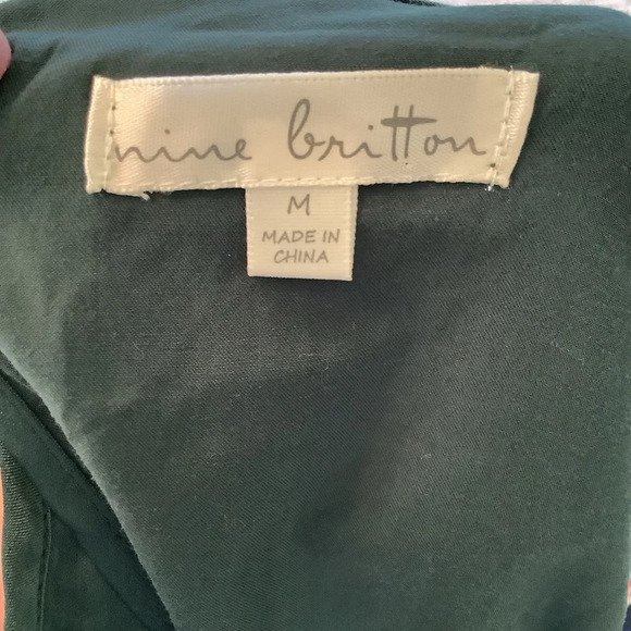 #272 NWT Nine Britton Green Long Sleeve Poet Sleeve Top Size Medium - Picture 11 of 12